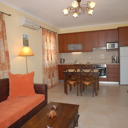 Coastline Villa Petra  Luaran gambar