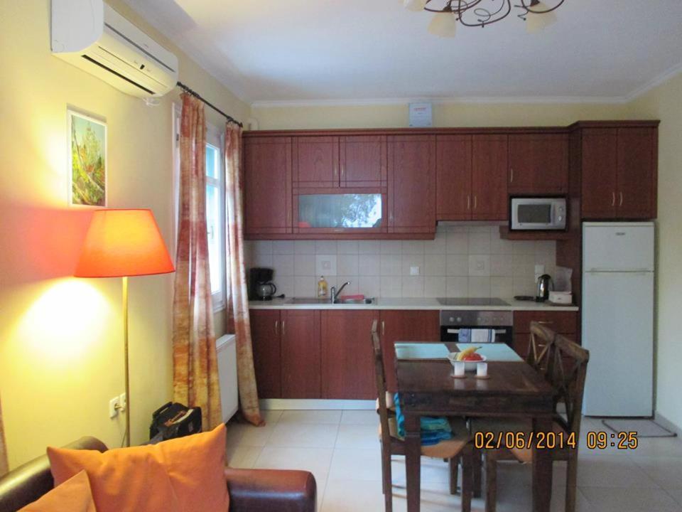Coastline Villa Petra  Luaran gambar