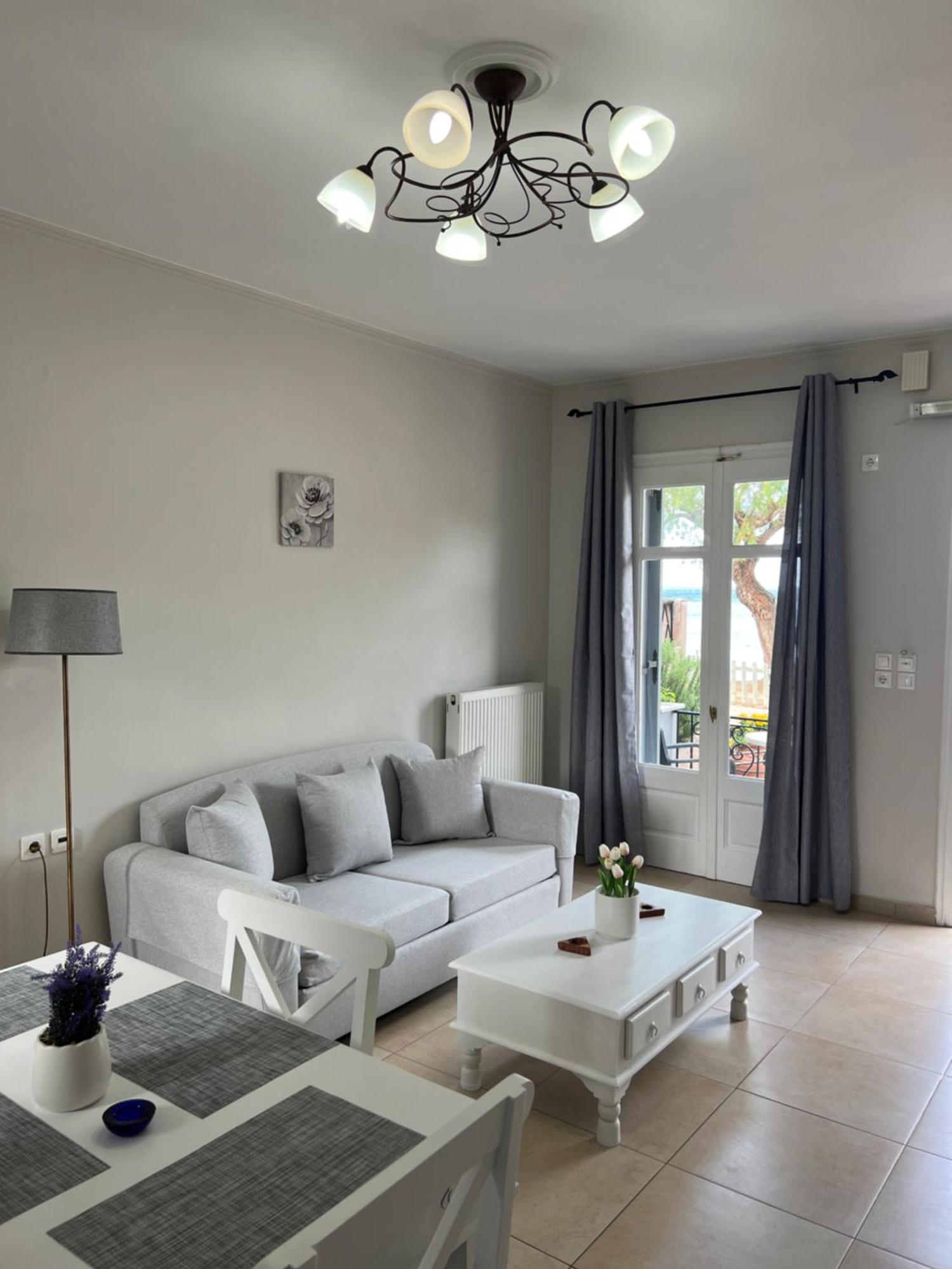 Coastline Villa Petra  Luaran gambar